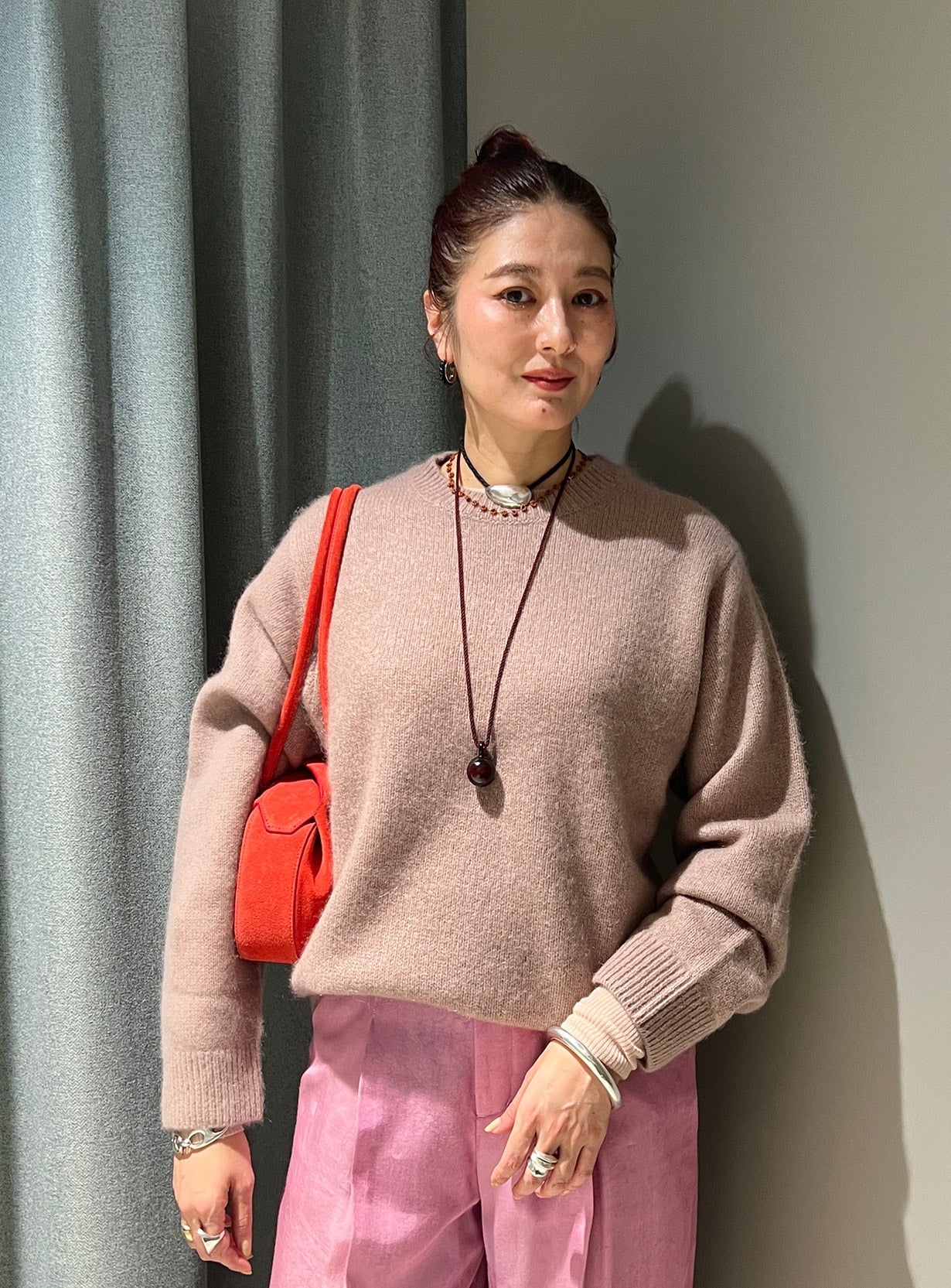 ホワイトヤクプルオーバー