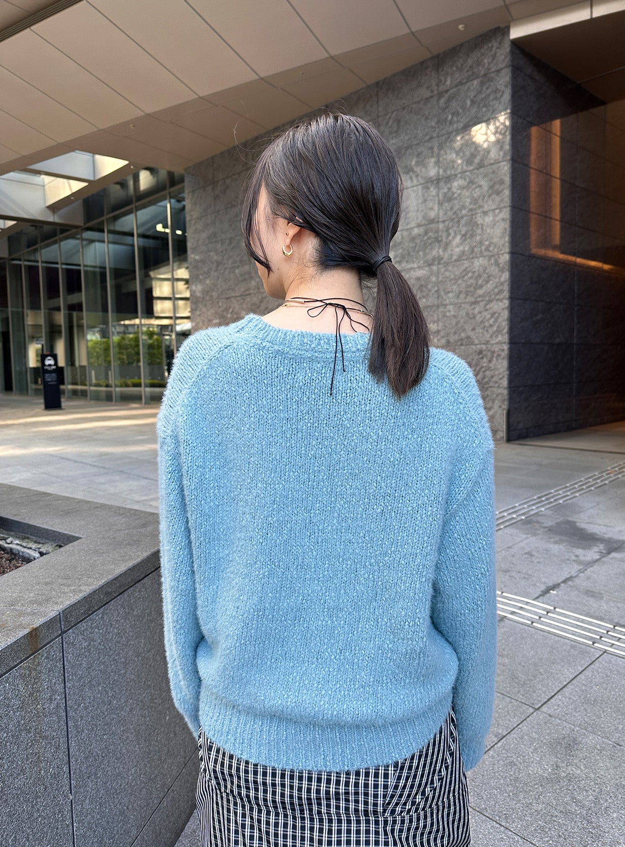 スラブリリーフェザープルオーバー