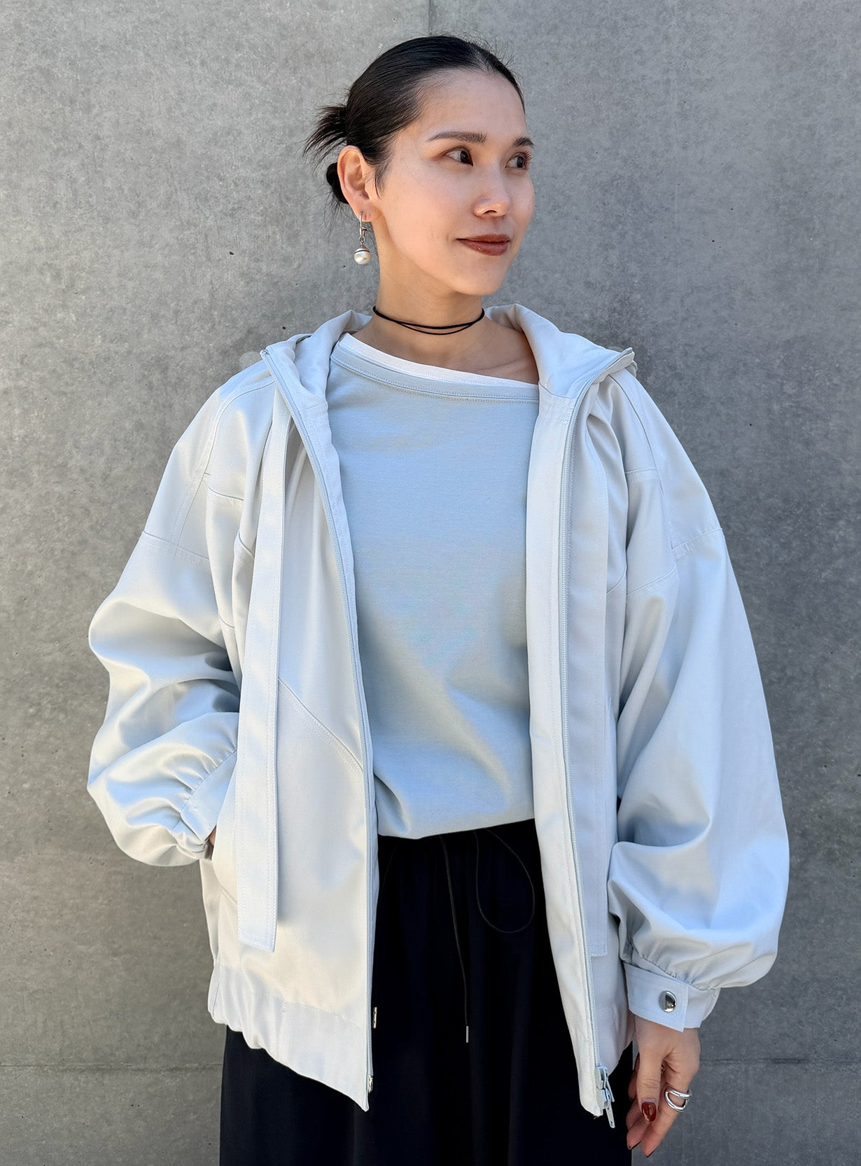 オフショルダープルオーバー