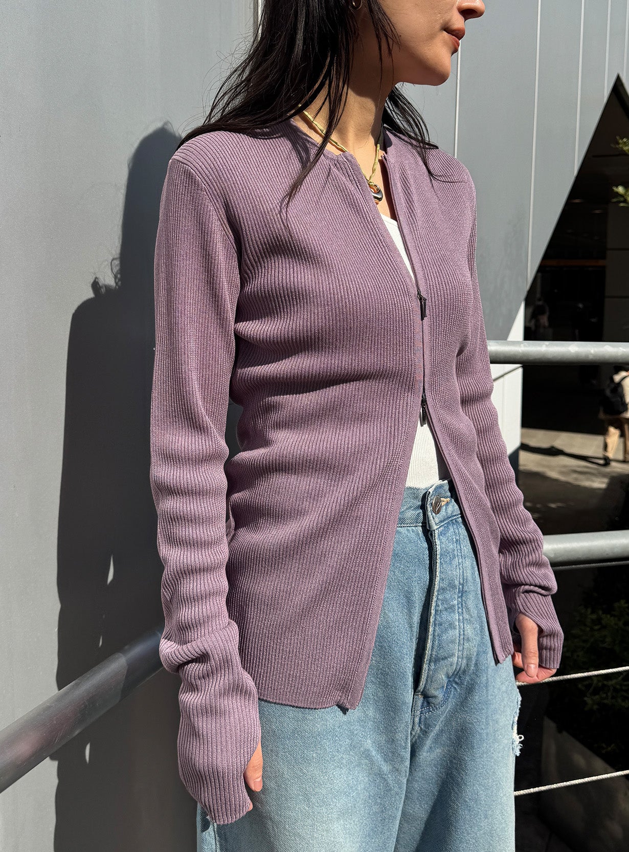 ジップアップリブニット