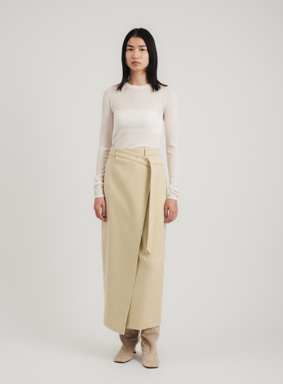 ニードルストレッチスカート