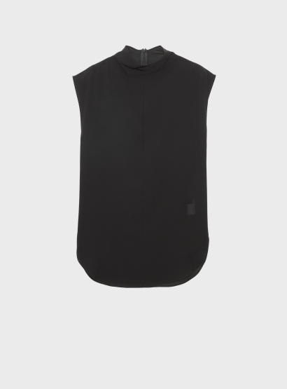 セミスタンドノースリシャツ