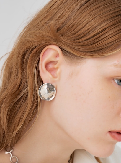 Ripple Round Earrings