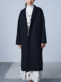 スタニングルアー　リバーコート　黒色　ベルト付　メルトンウール　着用感のない美品身幅60cm